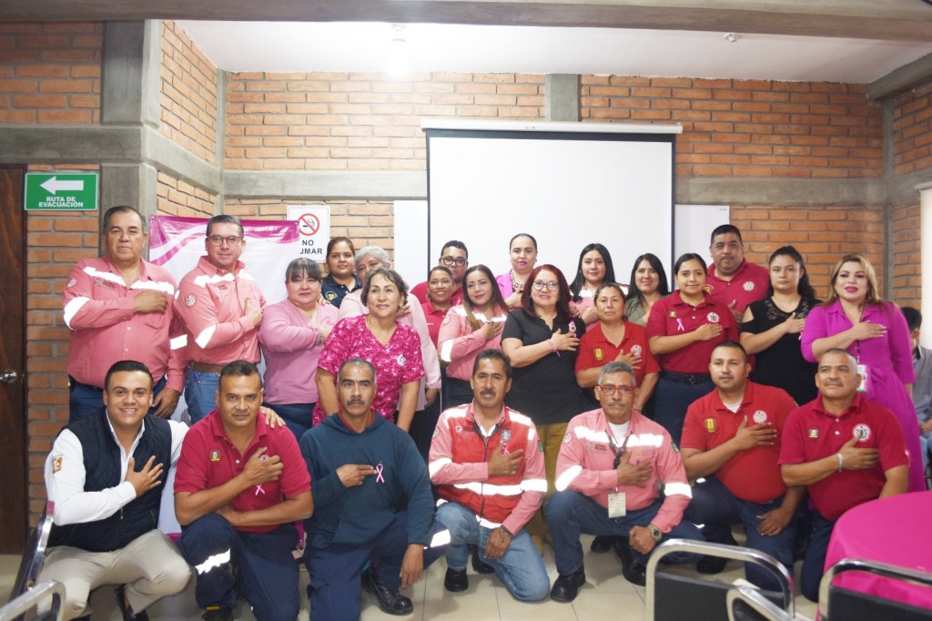 Lleva DIF Gómez Palacio el Café Rosa a la Estación de&nbsp;Bomberos