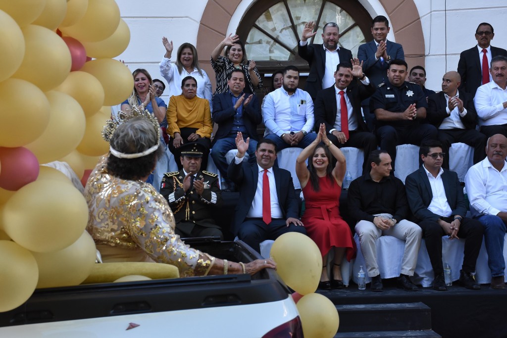 EN LERDO PARTICIPAN MÁS DE 7 MIL PERSONAS EN DESFILE DE LA&nbsp;REVOLUCIÓN.