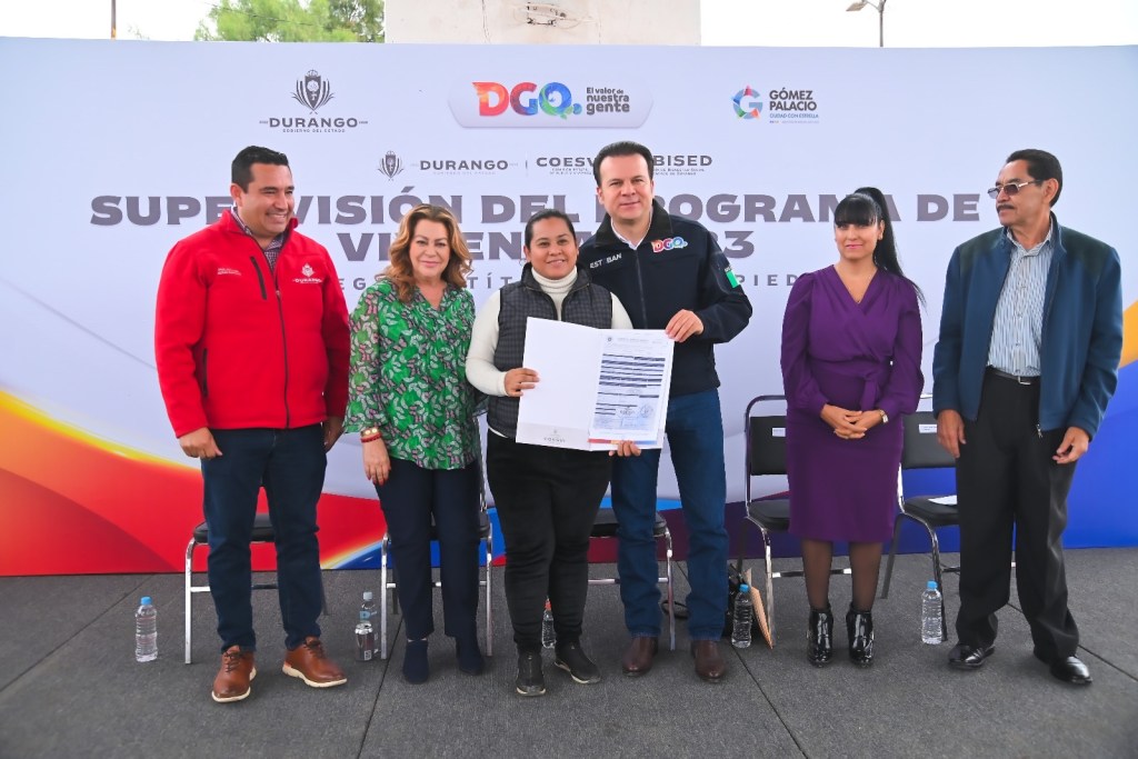 Agradece Alcaldesa Leticia Herrera Ale al gobernador Esteban Villegas Villarreal, arranque de obras de mejoramiento de vivienda para gomezpalatinos que más lo&nbsp;necesitan.