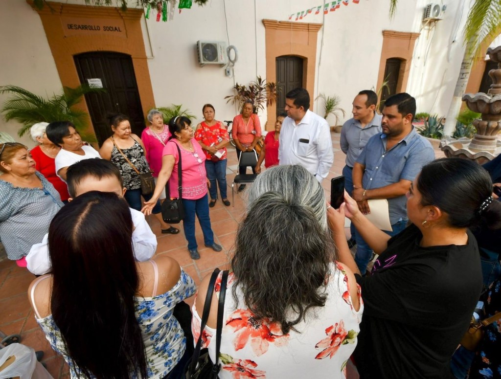 HOMERO MARTÍNEZ ESTABLECE ACUERDO CON EJIDO LERDO POR AMPLIACIÓN DEL&nbsp;PANTEÓN.