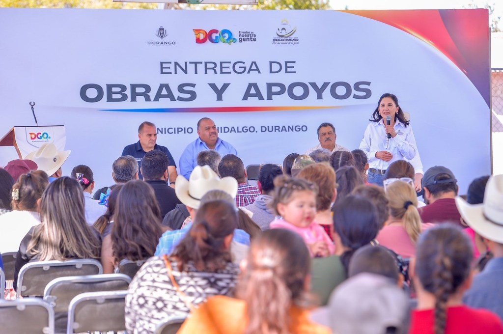 En Hidalgo, construye y entrega Gobierno de Esteban el cuarto bordo de abrevadero más grande del&nbsp;estado.