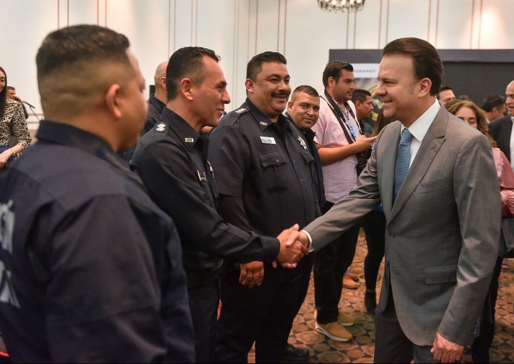 ¡Cuidemos a nuestras familias!; exhorta Gobierno de Esteban a no lanzar vivas al aire en fiestas decembrinas.