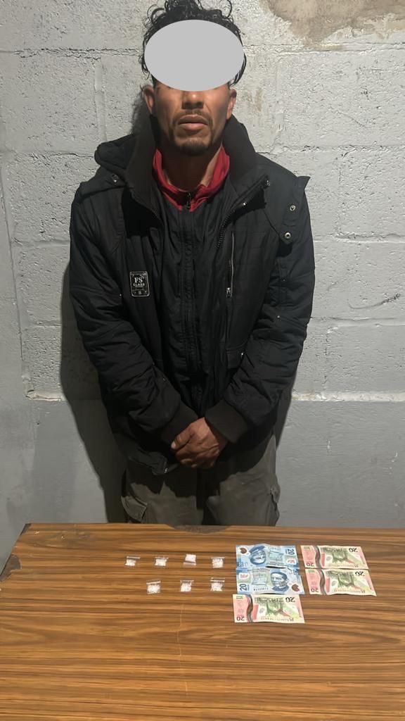 Estatales detienen a tres presuntos narcomenudistas con cristal en&nbsp;Lerdo