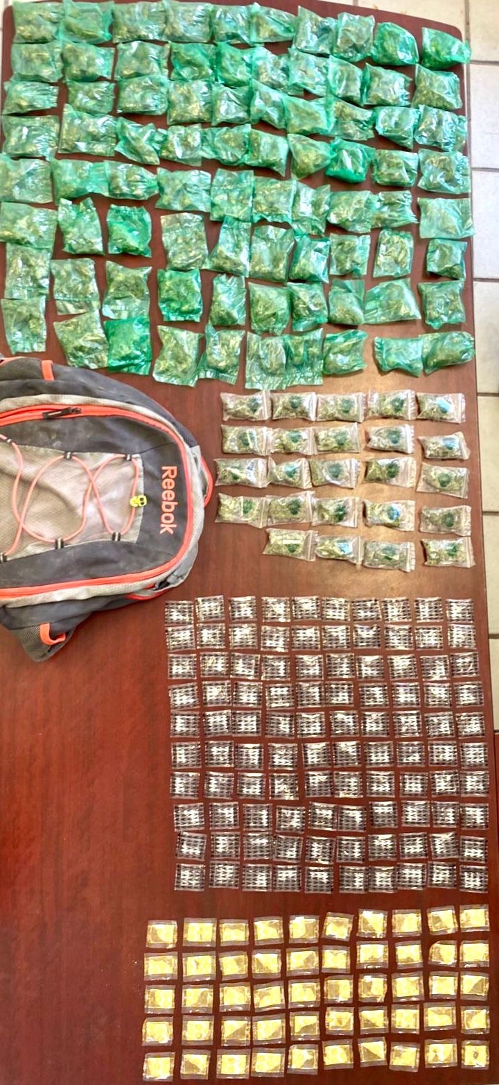 Aseguran elementos de Fuerza Metropolitana mochila con diversas dosis de drogas en&nbsp;Lerdo