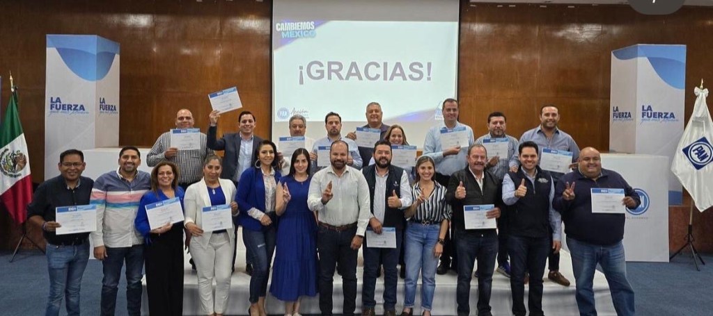 Entrega PAN Durango constancias a delegados&nbsp;distritales.