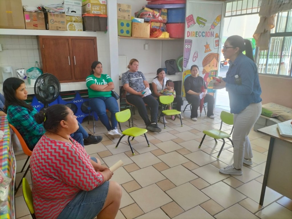 PLÁTICA CON PADRES DE FAMILIA PARA EL DESARROLLO DEL&nbsp;MENOR